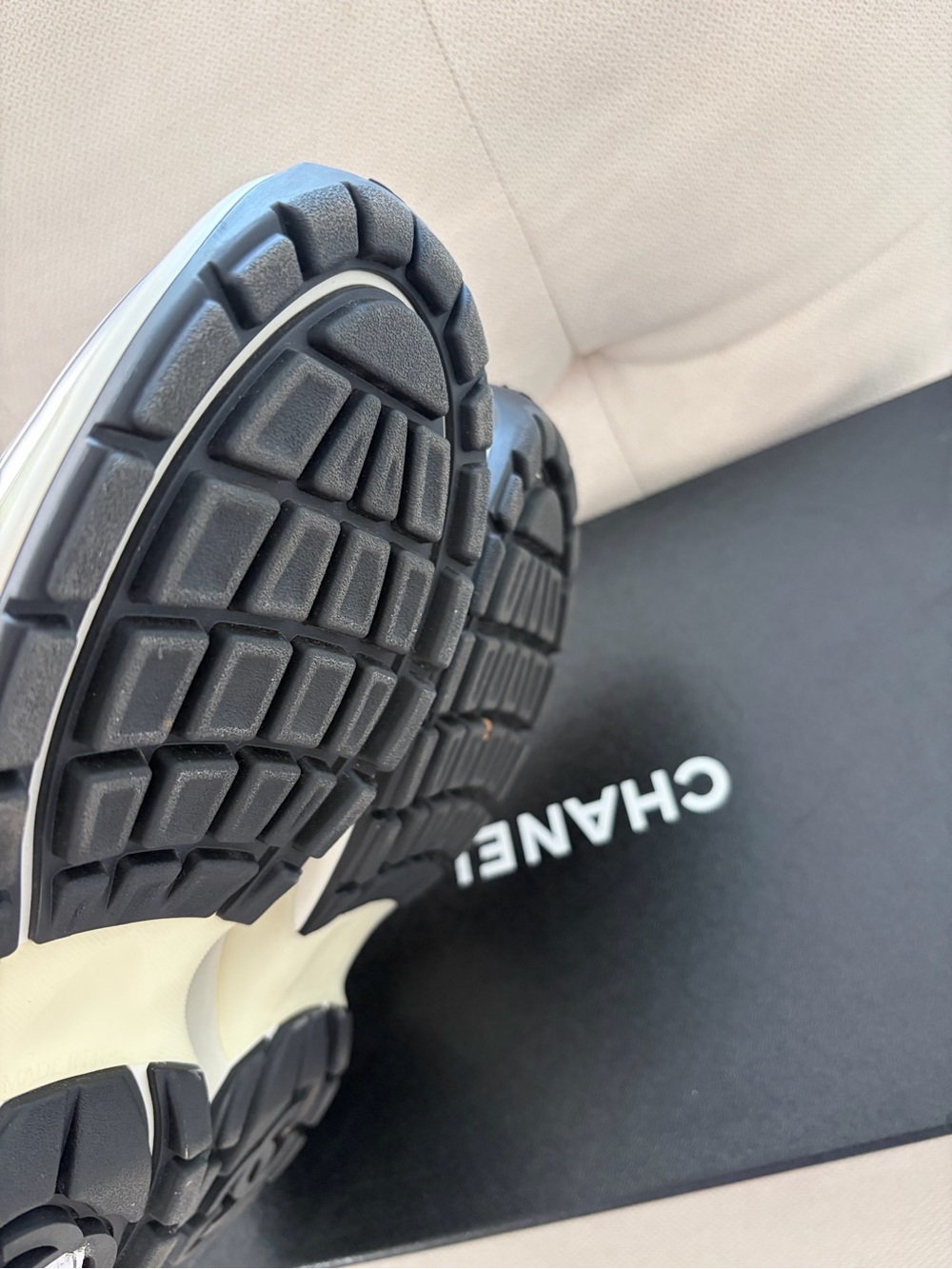 Chanel Sneakers Sz 37 - Picture 9 of 11